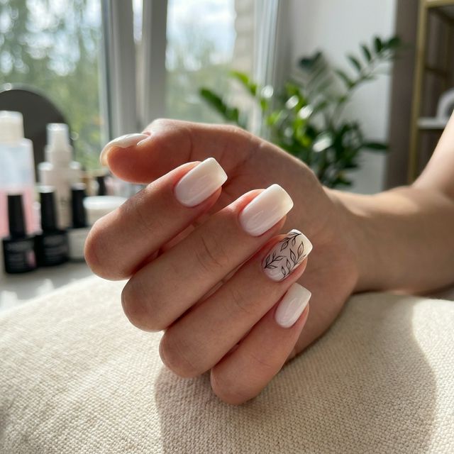 Luxe Nails 2